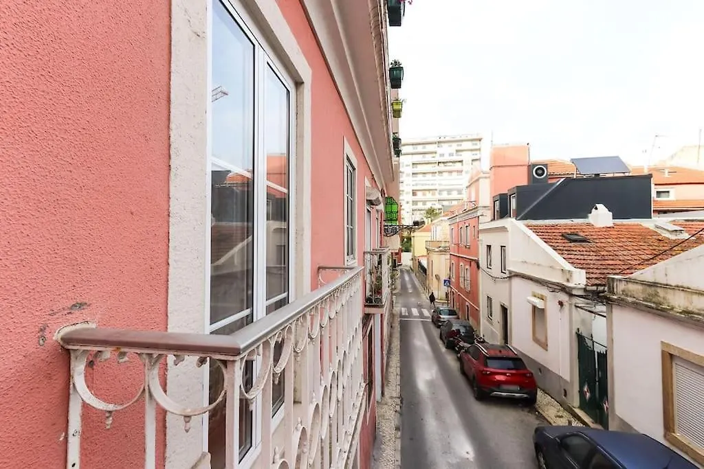 Vita Portucale ! Campo Ourique Design W/ Balcony Lisboa Portugal